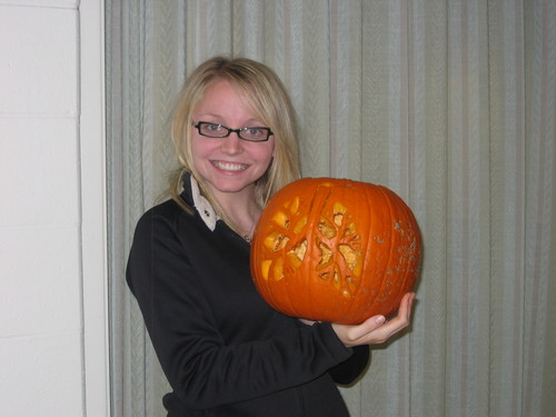 Lungs pumpkin carving contest winner
